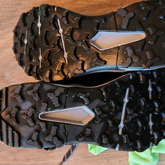 NEW, Womens North Face Vectiv  future Light Sneaker - Picture 3 of 5